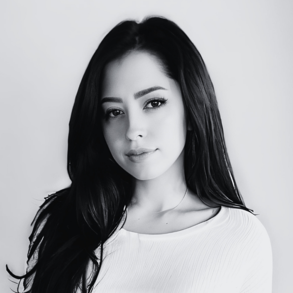 Cora Doumouras